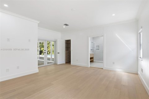 Casa en venta en South Miami, Florida, 4 dormitorios, 214.14 m2 № 2404115 - foto 11