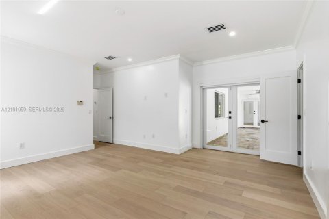 Casa en venta en South Miami, Florida, 4 dormitorios, 214.14 m2 № 2404115 - foto 12