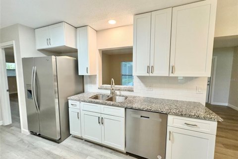 Casa en alquiler en Venice, Florida, 3 dormitorios, 150.87 m2 № 1815952 - foto 9