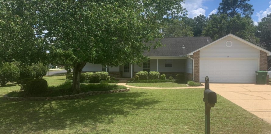 Villa ou maison à Crestview, Floride 3 chambres, 126.53 m2 № 562052