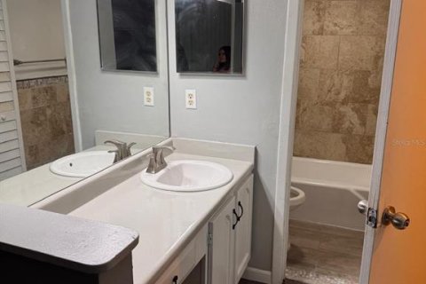 Condo in Orlando, Florida, 3 bedrooms  № 1774648 - photo 7
