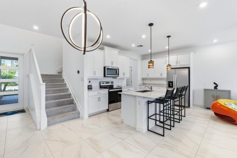Touwnhouse à louer à Port St. Lucie, Floride: 3 chambres, 162.95 m2 № 2346213 - photo 13