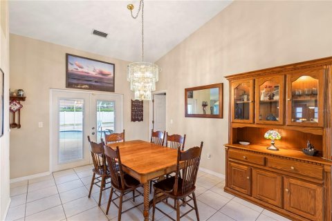 House in Palm Coast, Florida 3 bedrooms, 197.42 sq.m. № 1574156 - photo 15