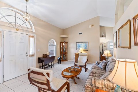 House in Palm Coast, Florida 3 bedrooms, 197.42 sq.m. № 1574156 - photo 9