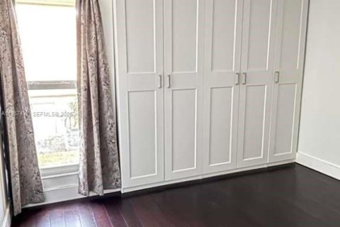 Townhouse in Plantation, Florida 3 bedrooms, 157 sq.m. № 2019772 - photo 10