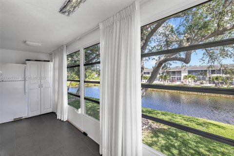 Купить кондоминиум в Дирфилд-Бич, Флорида 2 спальни, 76.18м2, № 2065259 - фото 19