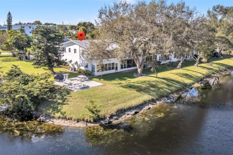 Купить кондоминиум в Дирфилд-Бич, Флорида 2 спальни, 76.18м2, № 2065259 - фото 25