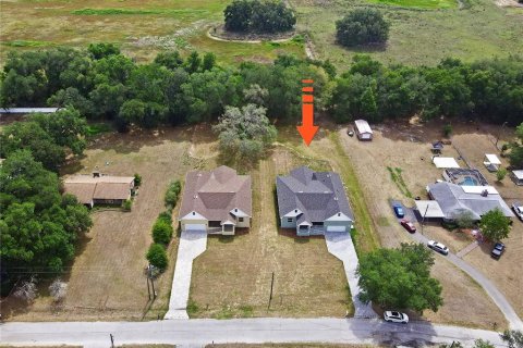 Casa en venta en Dade City, Florida, 4 dormitorios, 261.52 m2 № 2116312 - foto 30