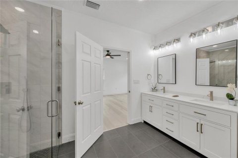 Casa en venta en Dade City, Florida, 4 dormitorios, 261.52 m2 № 2116312 - foto 19