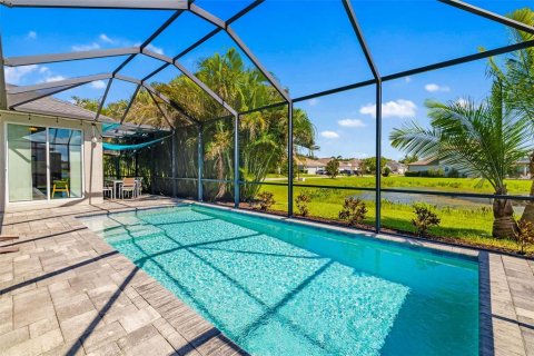 Villa ou maison à vendre à Bradenton, Floride: 4 chambres, 246.19 m2 № 1795101 - photo 2