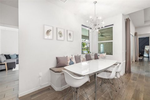 Villa ou maison à vendre à Bradenton, Floride: 4 chambres, 246.19 m2 № 1795101 - photo 22