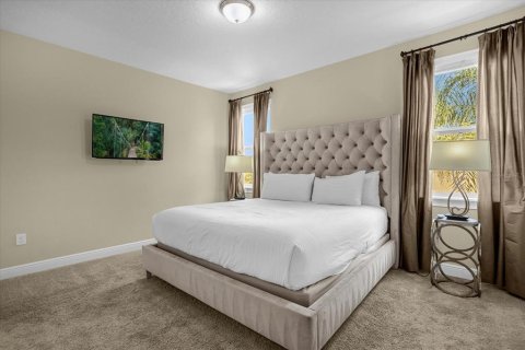 Casa en venta en Kissimmee, Florida, 8 dormitorios, 316.98 m2 № 1580739 - foto 26