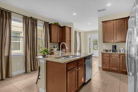 Casa en venta en Kissimmee, Florida, 8 dormitorios, 316.98 m2 № 1580739 - foto 8
