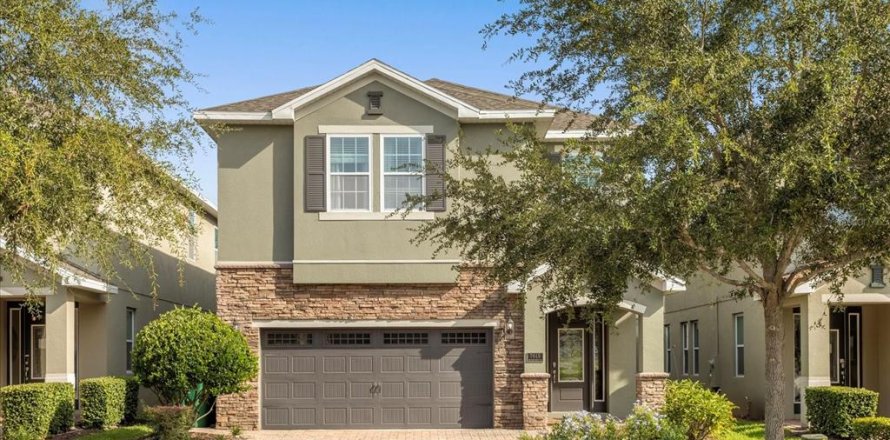 Casa en Kissimmee, Florida 8 dormitorios, 316.98 m2 № 1580739