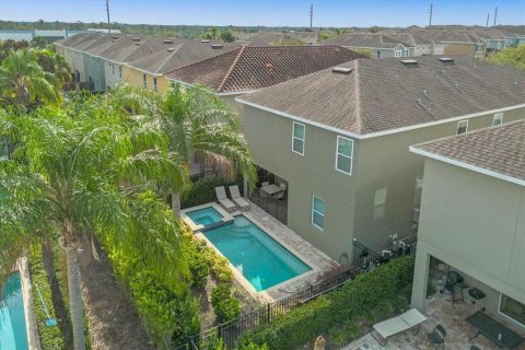 Casa en venta en Kissimmee, Florida, 8 dormitorios, 316.98 m2 № 1580739 - foto 3