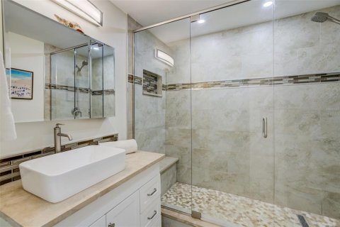 Купить кондоминиум в Бель-Эйр, Флорида 5 комнат, 187.01м2, № 1529308 - фото 22