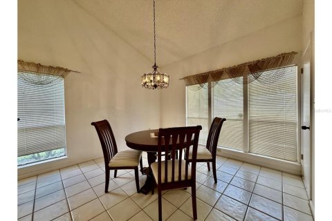 Condo in Longwood, Florida, 2 bedrooms  № 1869622 - photo 9