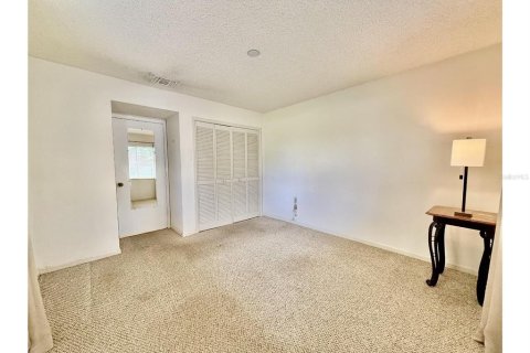 Condo in Longwood, Florida, 2 bedrooms  № 1869622 - photo 19