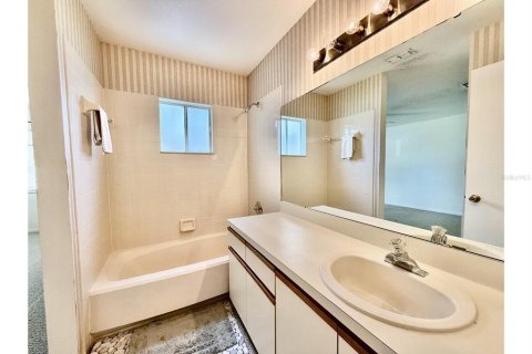 Condo in Longwood, Florida, 2 bedrooms  № 1869622 - photo 30
