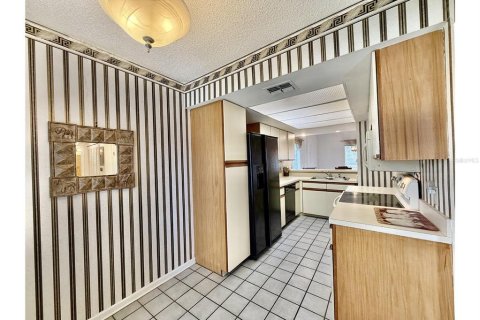 Condo in Longwood, Florida, 2 bedrooms  № 1869622 - photo 12