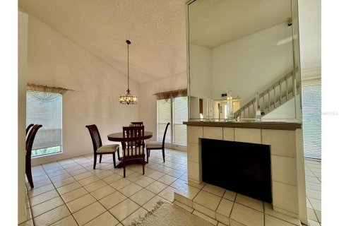 Condo in Longwood, Florida, 2 bedrooms  № 1869622 - photo 8