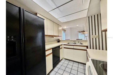 Condo in Longwood, Florida, 2 bedrooms  № 1869622 - photo 14