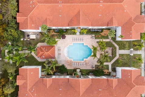 Copropriété à vendre à Miami, Floride: 2 chambres, 91.88 m2 № 1992434 - photo 4