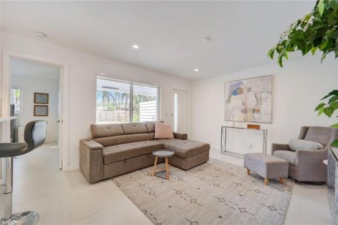 Propiedad comercial en venta en Wilton Manors, Florida, 205.78 m2 № 2181924 - foto 12