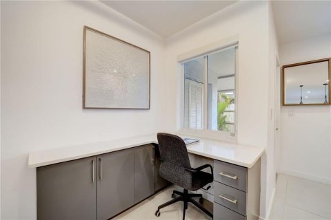 Propiedad comercial en venta en Wilton Manors, Florida, 205.78 m2 № 2181924 - foto 22