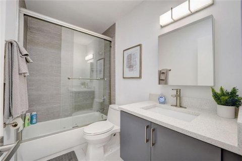 Propiedad comercial en venta en Wilton Manors, Florida, 205.78 m2 № 2181924 - foto 23