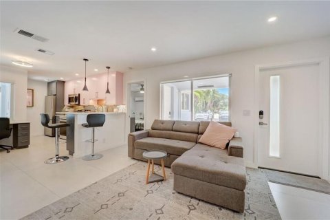 Propiedad comercial en venta en Wilton Manors, Florida, 205.78 m2 № 2181924 - foto 10