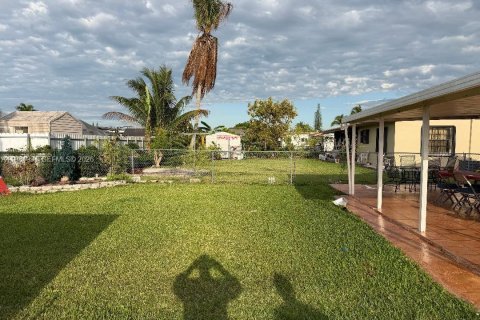 Villa ou maison à vendre à Homestead, Floride: 3 chambres, 106.84 m2 № 2044846 - photo 20