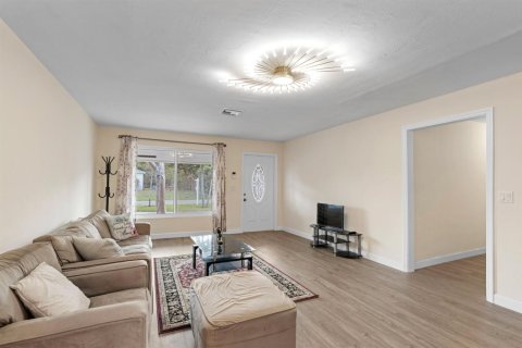 Villa ou maison à vendre à Boynton Beach, Floride: 3 chambres, 160.91 m2 № 2077743 - photo 18