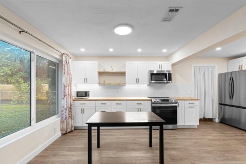 Villa ou maison à vendre à Boynton Beach, Floride: 3 chambres, 160.91 m2 № 2077743 - photo 10