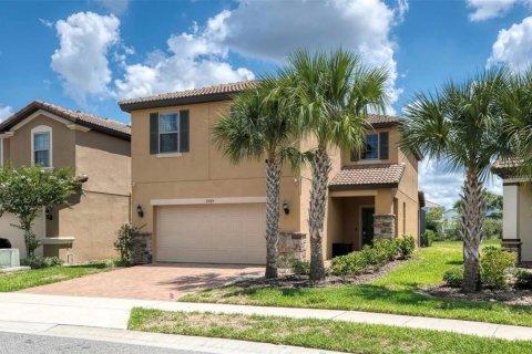 House in Davenport, Florida 5 bedrooms, 231.51 sq.m. № 2329509