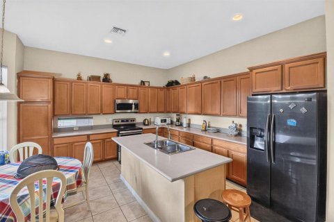 Villa ou maison à vendre à Boynton Beach, Floride: 4 chambres, 261.06 m2 № 2426821 - photo 13