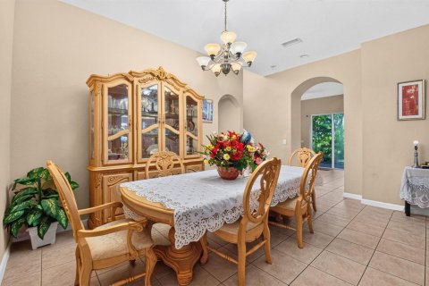 Villa ou maison à vendre à Boynton Beach, Floride: 4 chambres, 261.06 m2 № 2426821 - photo 7