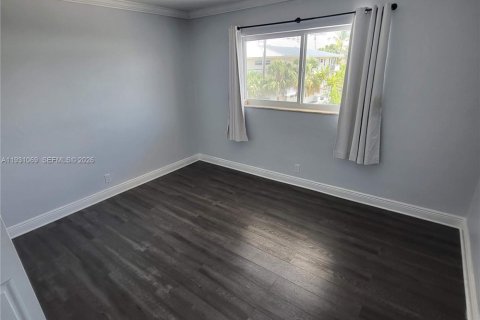 Condo in Key Biscayne, Florida, 2 bedrooms  № 1989837 - photo 13