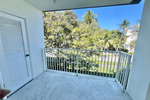 Condo in Key Biscayne, Florida, 2 bedrooms  № 1989837 - photo 16