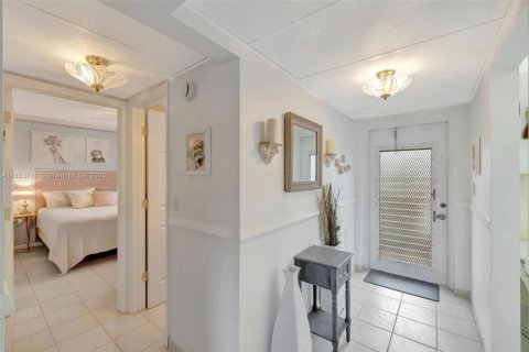 Condo in Margate, Florida, 2 bedrooms  № 1874841 - photo 24