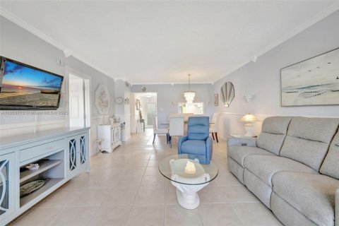 Condo in Margate, Florida, 2 bedrooms  № 1874841 - photo 10