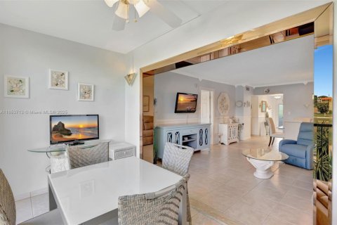 Condo in Margate, Florida, 2 bedrooms  № 1874841 - photo 8