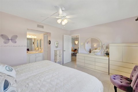 Condo in Margate, Florida, 2 bedrooms  № 1874841 - photo 21
