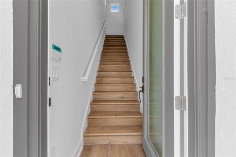 Appartement à louer à Orlando, Floride: 1 chambre, 82.68 m2 № 2120250 - photo 3