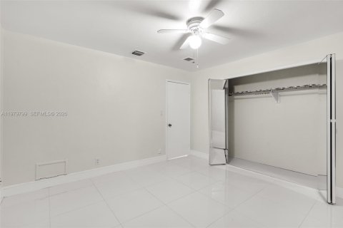 Casa en alquiler en Oakland Park, Florida, 3 dormitorios, 109.44 m2 № 2045135 - foto 15