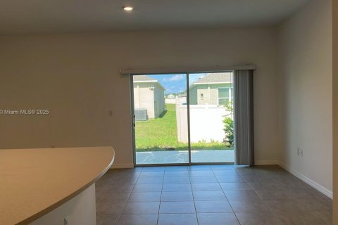 Adosado en alquiler en Davenport, Florida, 3 dormitorios, 127.55 m2 № 1852392 - foto 5