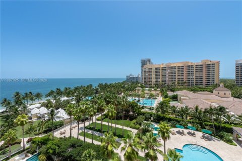 Condominio en Key Biscayne, Florida, 4 dormitorios  № 2028544