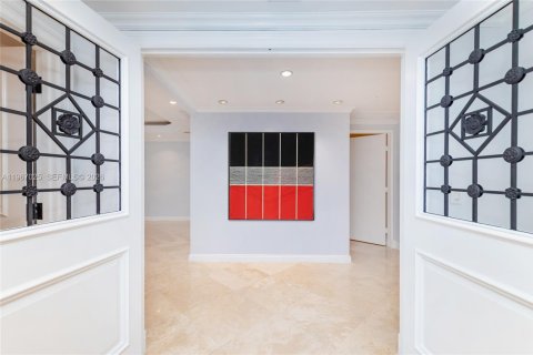 Condominio en venta en Key Biscayne, Florida, 4 dormitorios, 332.68 m2 № 2028544 - foto 2