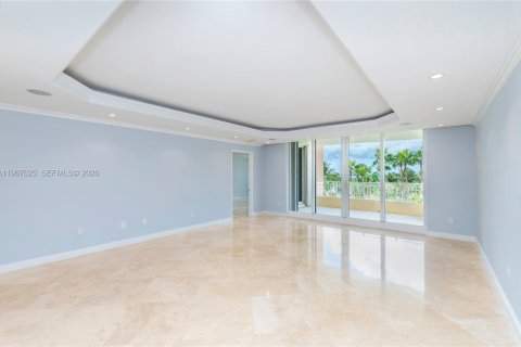 Condominio en venta en Key Biscayne, Florida, 4 dormitorios, 332.68 m2 № 2028544 - foto 14