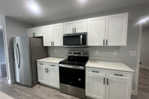 Casa en alquiler en DeLand, Florida, 3 dormitorios, 119.84 m2 № 1877134 - foto 15